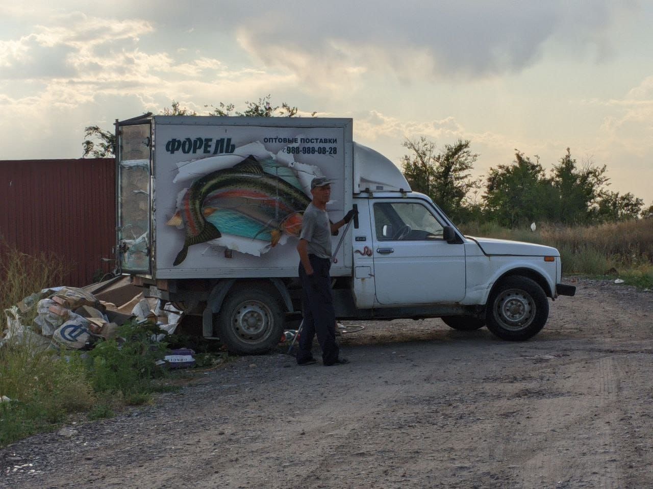 Форелевое хозяйство в Волгограде оштрафуют за сброс мусора вне контейнеров