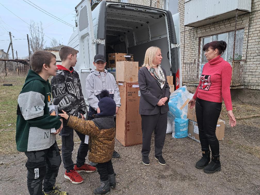 Волгоградский Детский фонд помог семьям Луганской республики