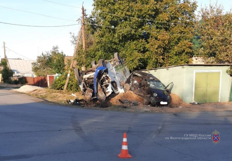 Восьмилетний ребенок не смог пережить ДТП в Волгоградской области