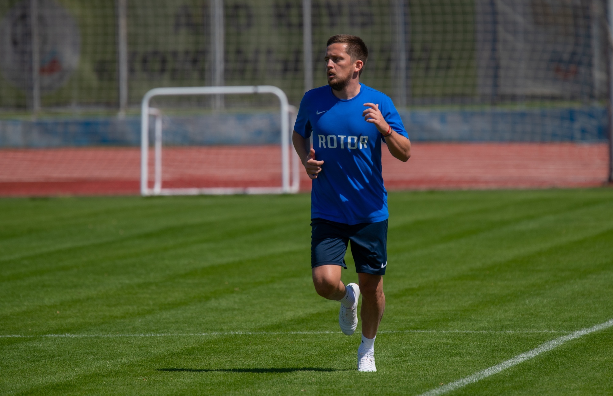 «Я очень хочу играть в футбол»: Жано Ананидзе расторг контракт с «Ротором»