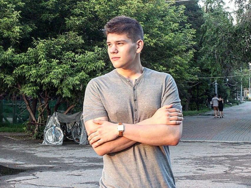 На свободу вышел волгоградец Ренат Булатов, из-за которого в ДТП погибла молодая семья