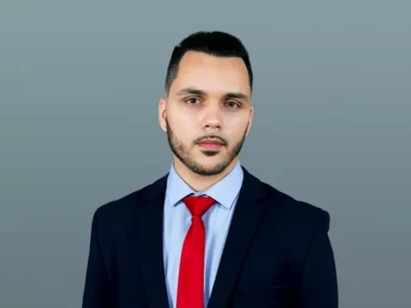 «Демонстрирует коррупционность такого бизнес-строительства в центре»: штаб Навального об скорблении защитника исторического наследия Волгограда МГЕРятами