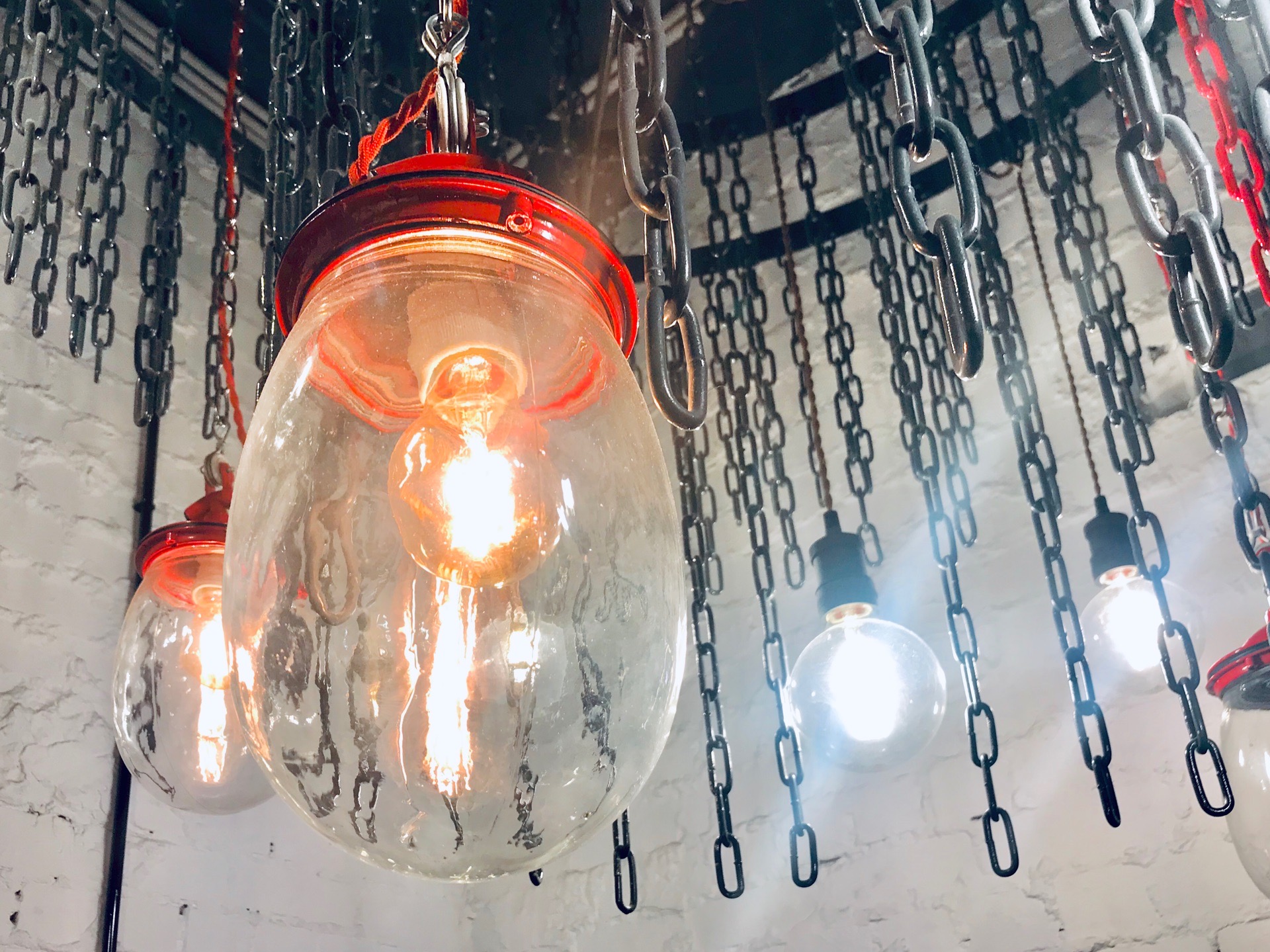 Три десятка улиц в Волгограде остались без света на весь день