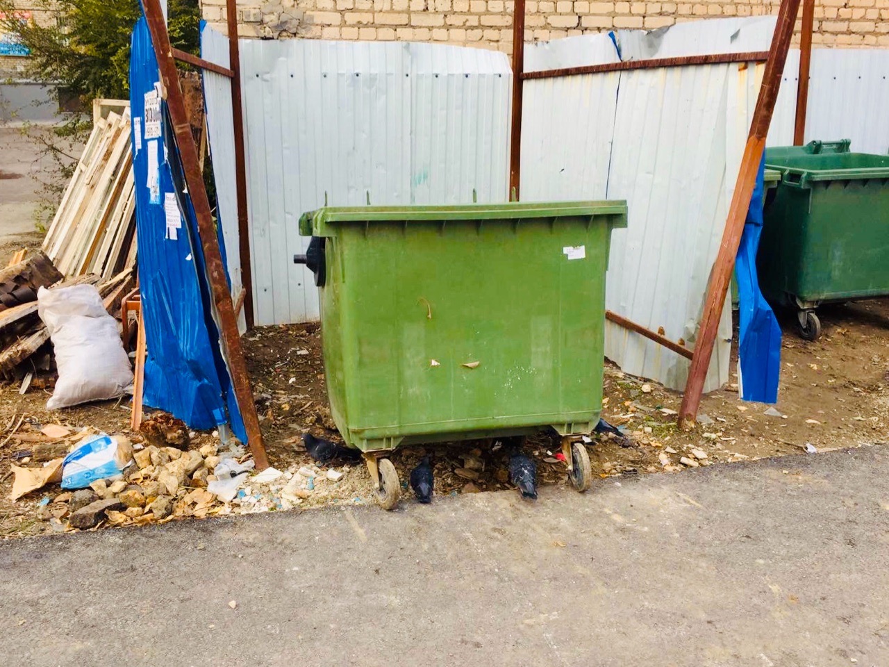 Мусорный регоператор требовал деньги с умерших волгоградцев и погорельцев