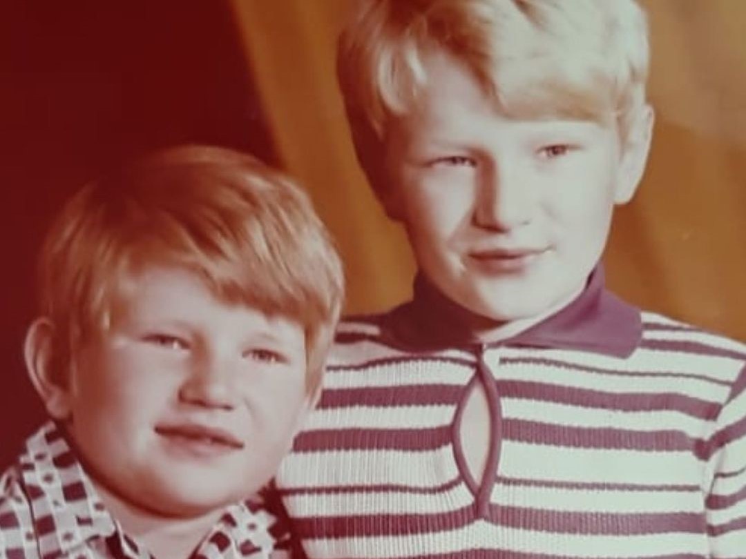 «Все знали, что рыжий и белый всегда вместе»: Олег Савченко похоронил родного брата