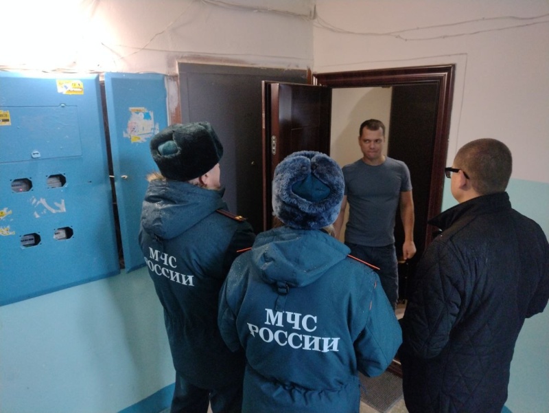 Психологи МЧС начали работать с жителями Волгограда, четыре дня живущими без воды и тепла