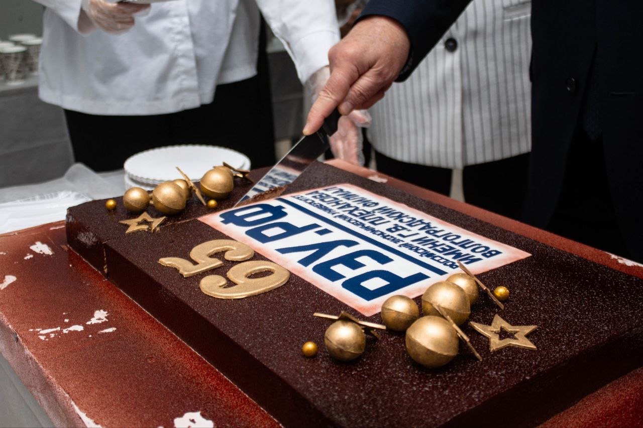 В Волгограде торжественно отметили юбилей вуза