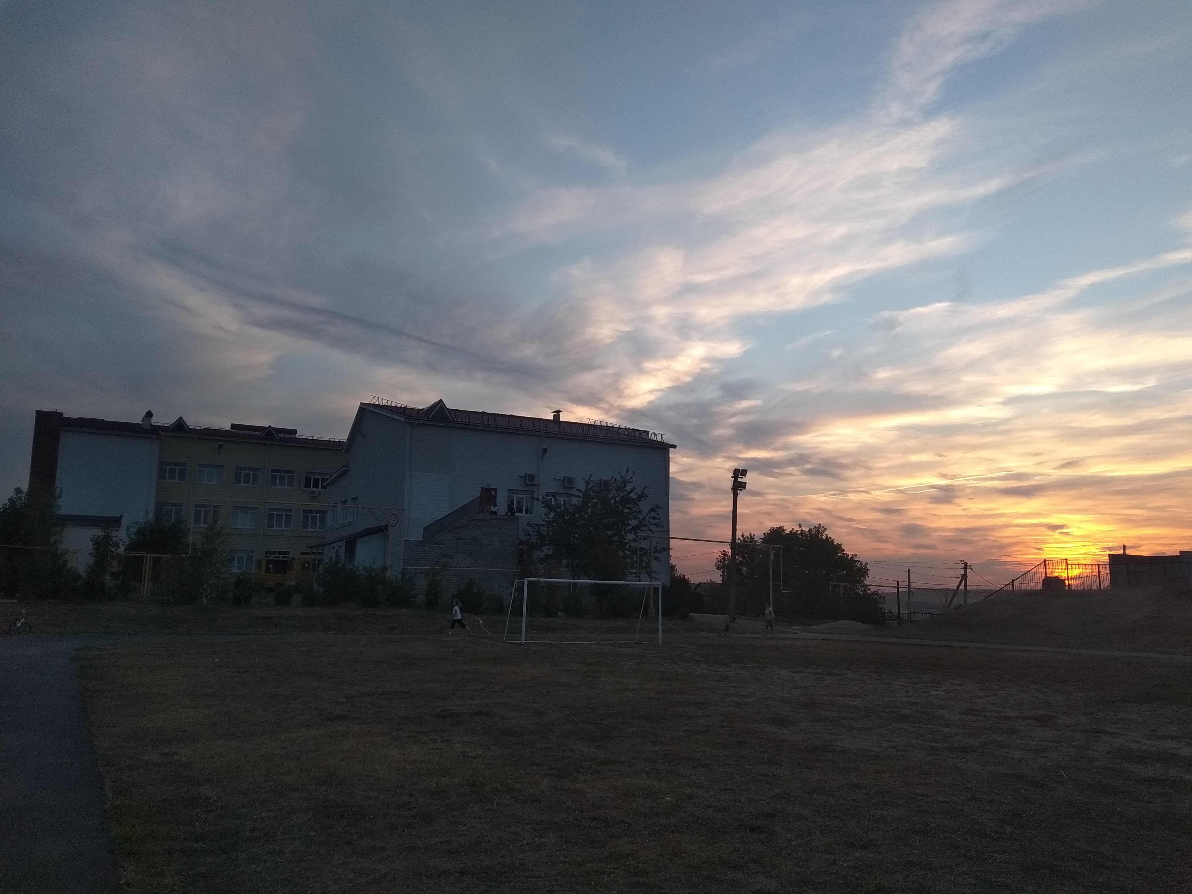 Волгоградских детей будут кормить на 52 рубля в день