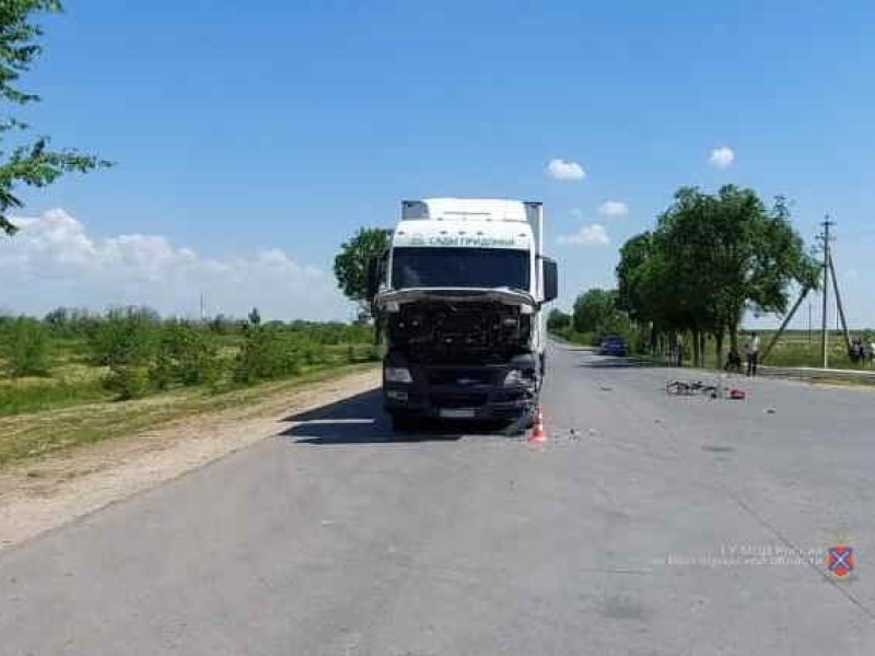 Мотоциклист погиб после столкновения с велосипедом под Волгоградом