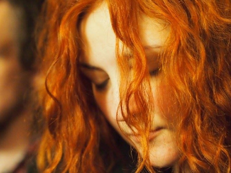 Уволенную из-за стихов «фашистов» учительницу из Волгограда подозревают в поножовщине