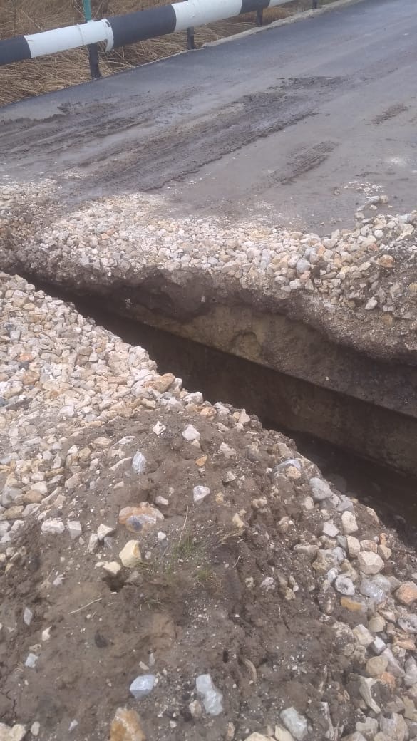 Возведенный за одни сутки разрушенный мост в Волгоградской области снова смыло 