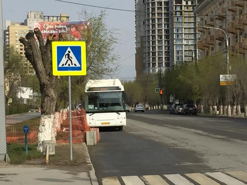 На юге Волгограда из-за ДТП встали городские автобусы