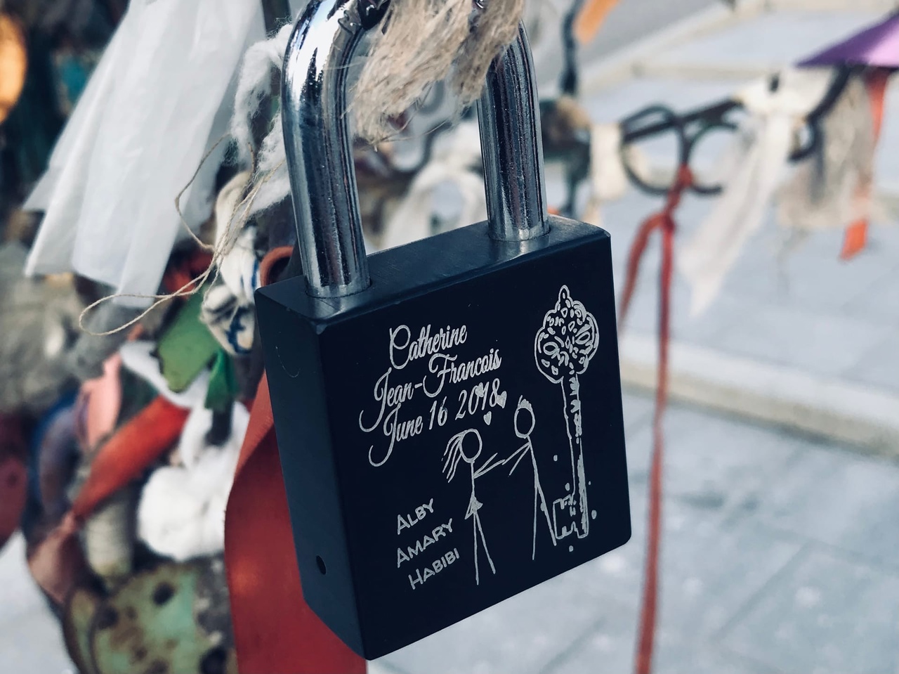 Все новогодние праздники-2022 волгоградцы перечисляли деньги мошенникам в отчаянных попытках вызвать проституток