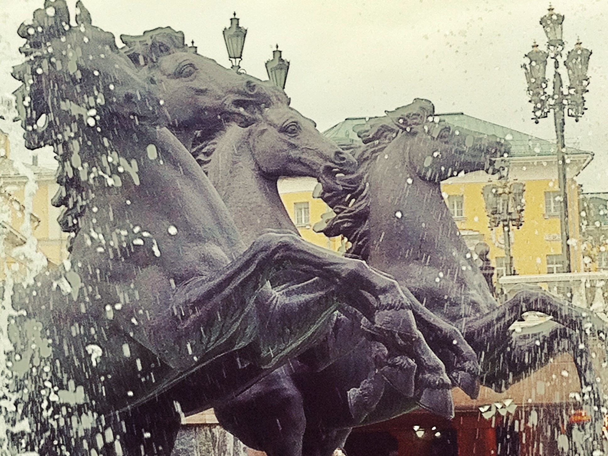 Россия может получить новую индустриализацию или Темные века в зависимости от изменений сверху, считает волгоградский политолог