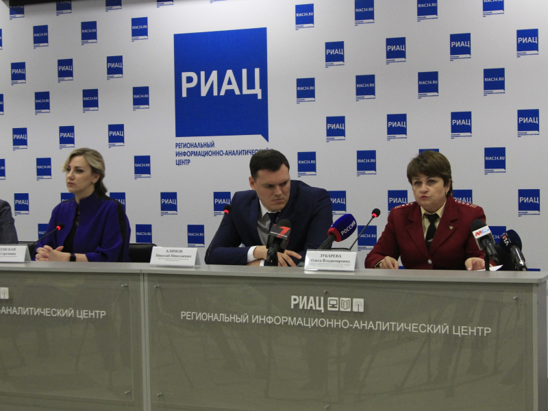 «Придется потерпеть»: эксперты рассказали, на каком этапе пандемии Волгоградская область