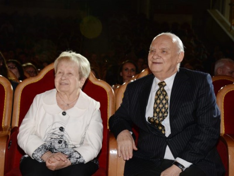 Александра Пахмутова попала в «красную зону» с COVID-19