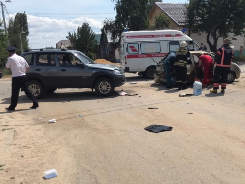 Девушки на Matiz разбились под Волгоградом