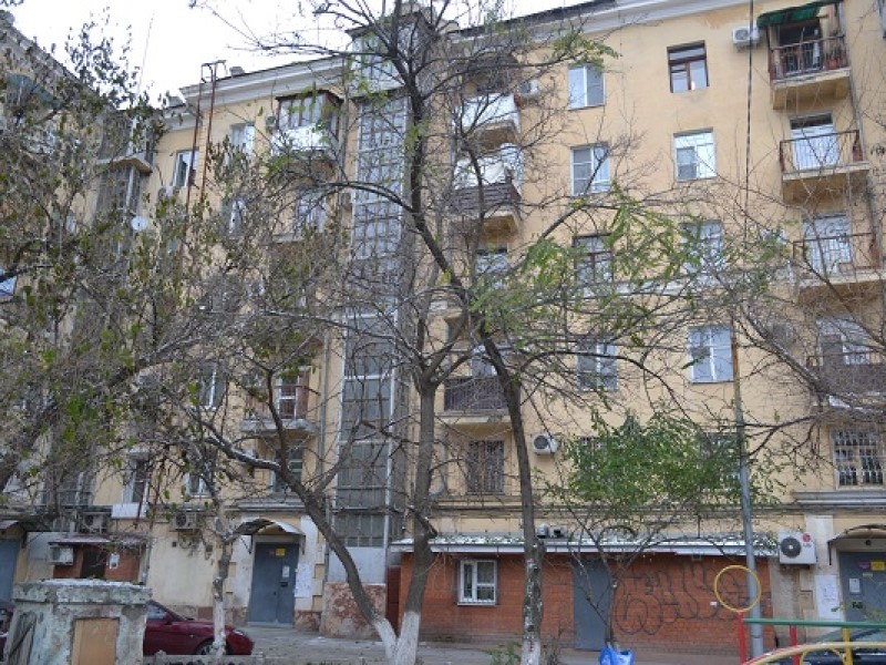 По 5,7 миллионов за штуку: наружные стеклянные лифты поменяют в доме-памятнике в Волгограде