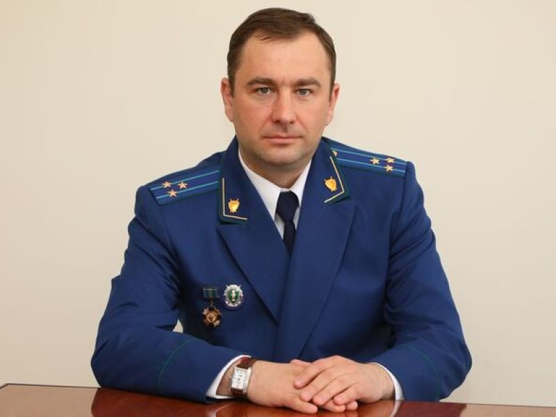 Зампрокурора Волгоградской области отпразднует 9 мая и поедет в Волжский выслушивать жалобы