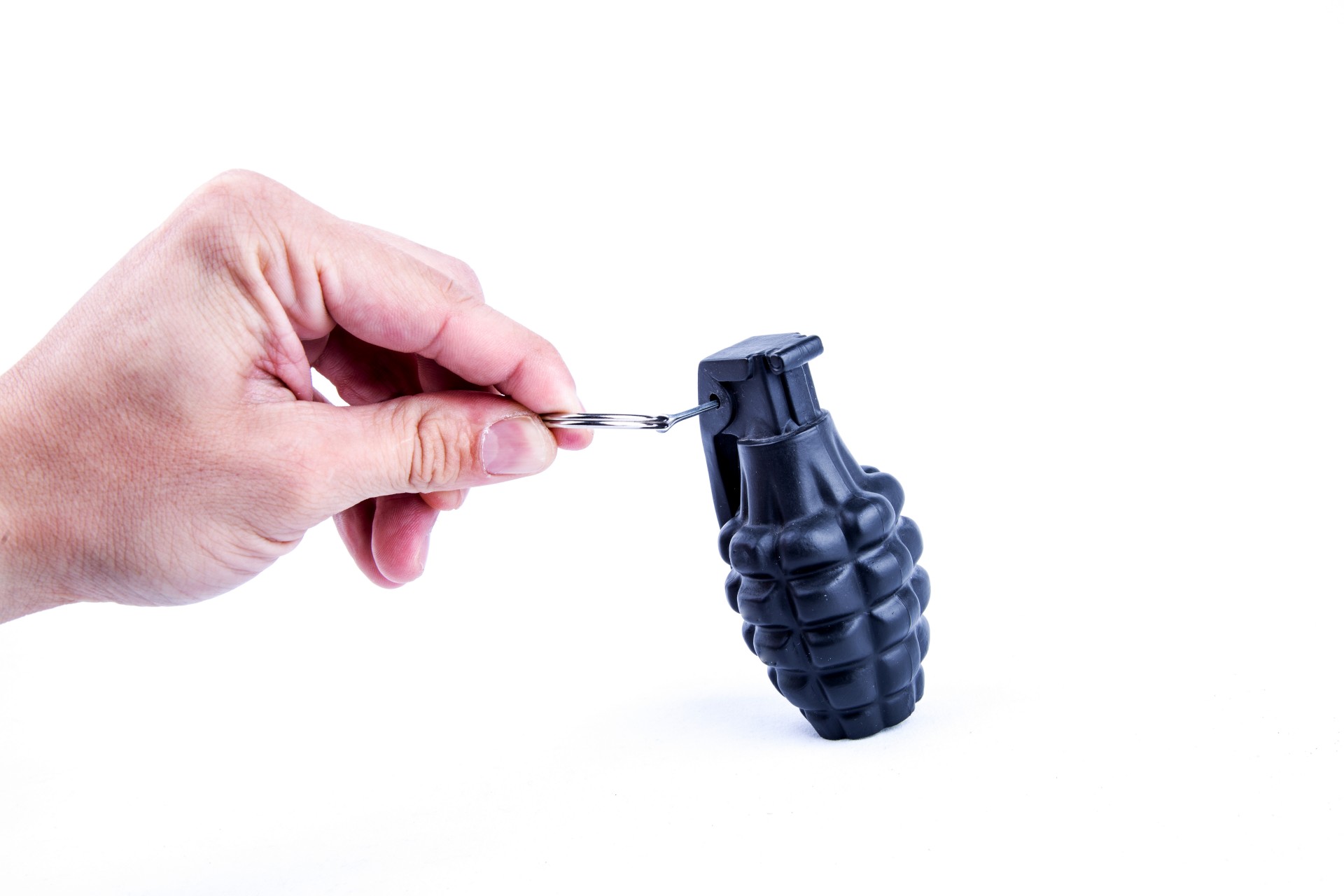 Взорвал гранату и 5 лет гулял на свободе: в волжском осудят участника перестрелки