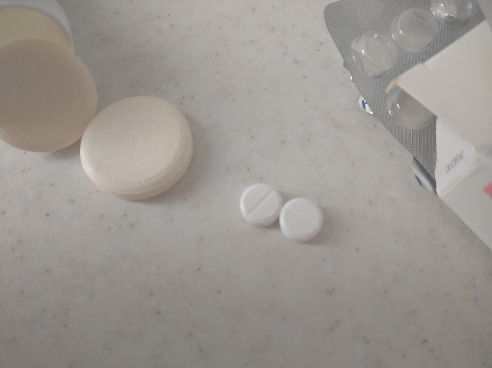 В октябре волгоградцы получат 22 тысячи комплектов лекарств от коронавируса 