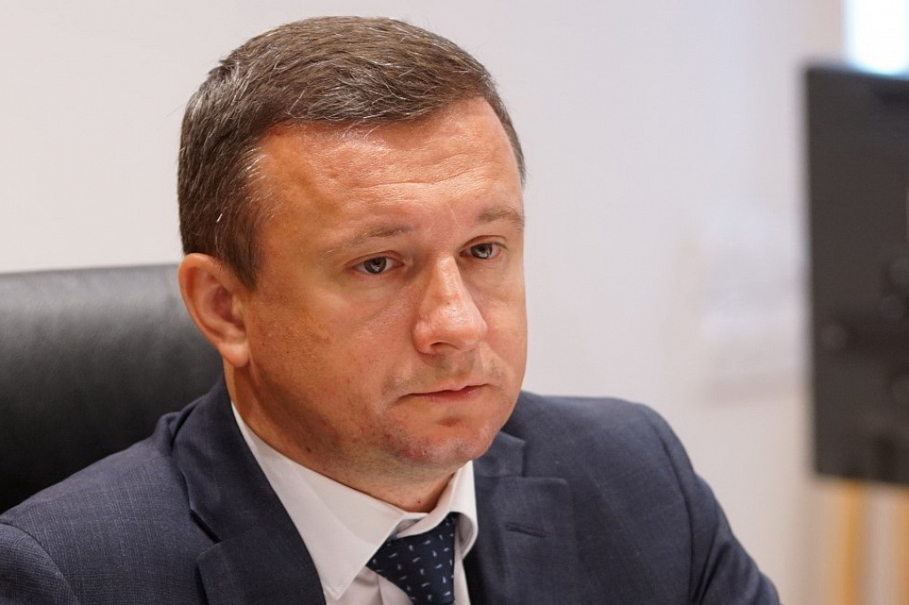 Яйца помогли главному единороссу Волгоградской облдумы стать доктором наук