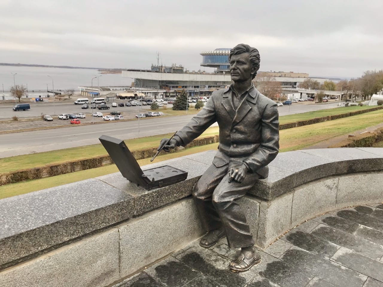 Две короткие рабочие недели ждут волгоградцев в июне