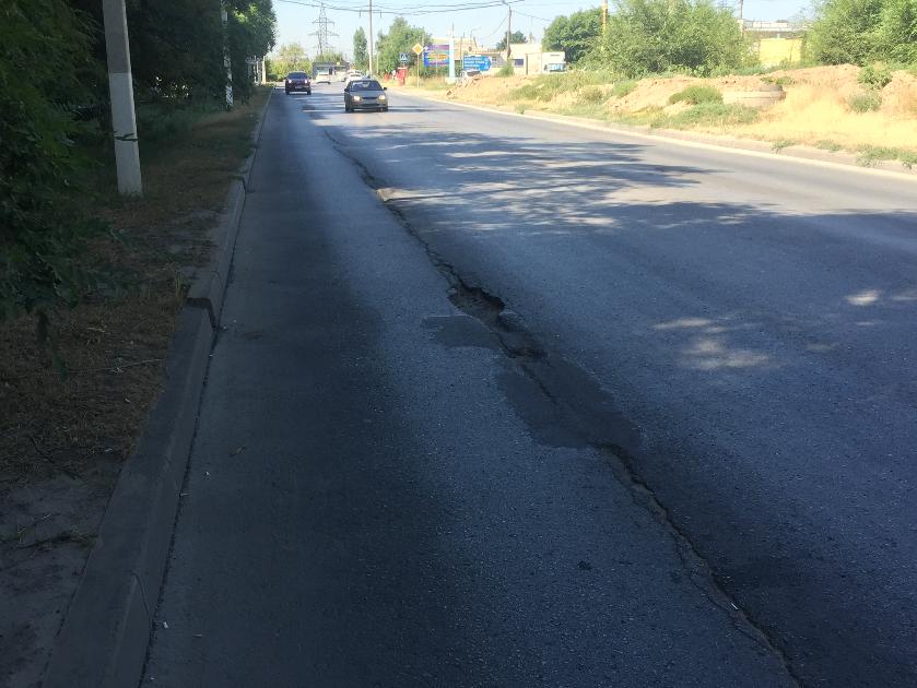 Главу района в Волгограде обвинили в управленческой импотенции