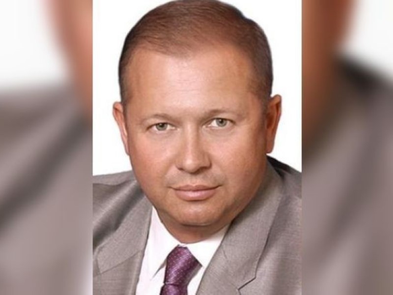Экс-депутату гордумы Волгограда велели за месяц дочитать пять томов уголовного дела на себя