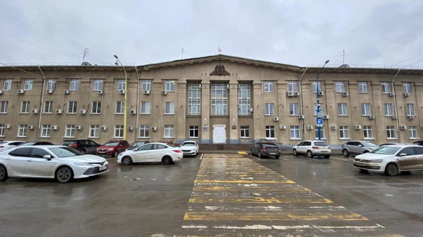 В Волжском назвали размеры зарплат депутатов городской думы