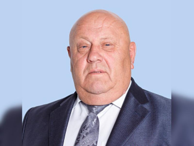 Судимый за хищение госимущества депутат Волгоградской облдумы выбил себе 2,5 миллиона зарплаты из бюджета