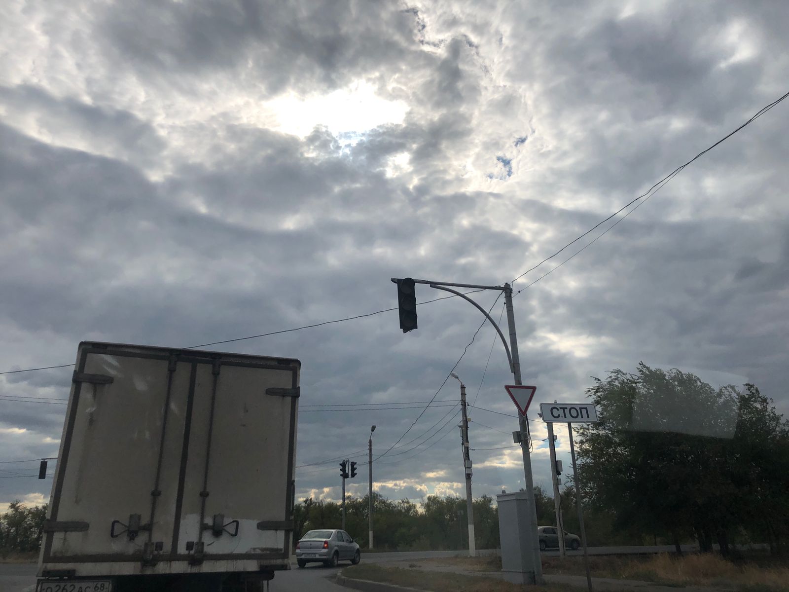 Мэрия Волжского прокомментировала историю с отключенными светофорами