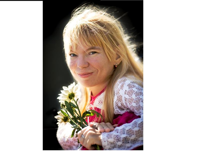 Волгоградцам покажут документальный фильм о погибшем режиссере Марии Галкиной