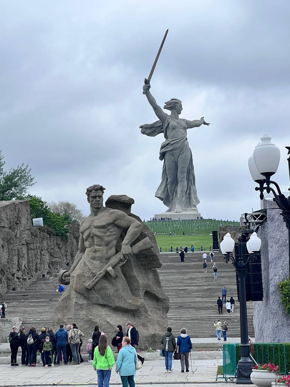 Влиятельный волгоградский политик поздравил земляков с праздником