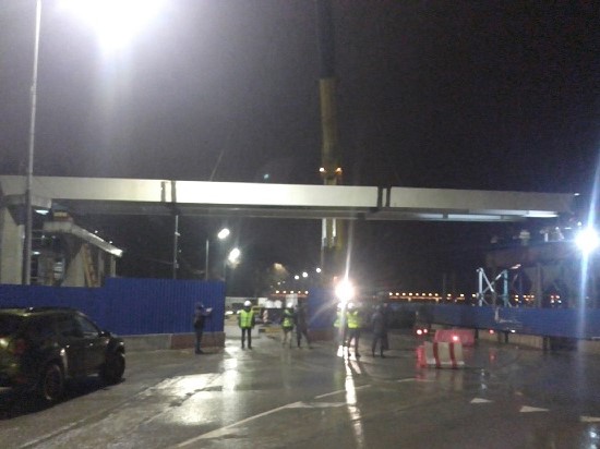 В Волгограде установлены стальные пролеты пешеходного моста через Нулевую продольную