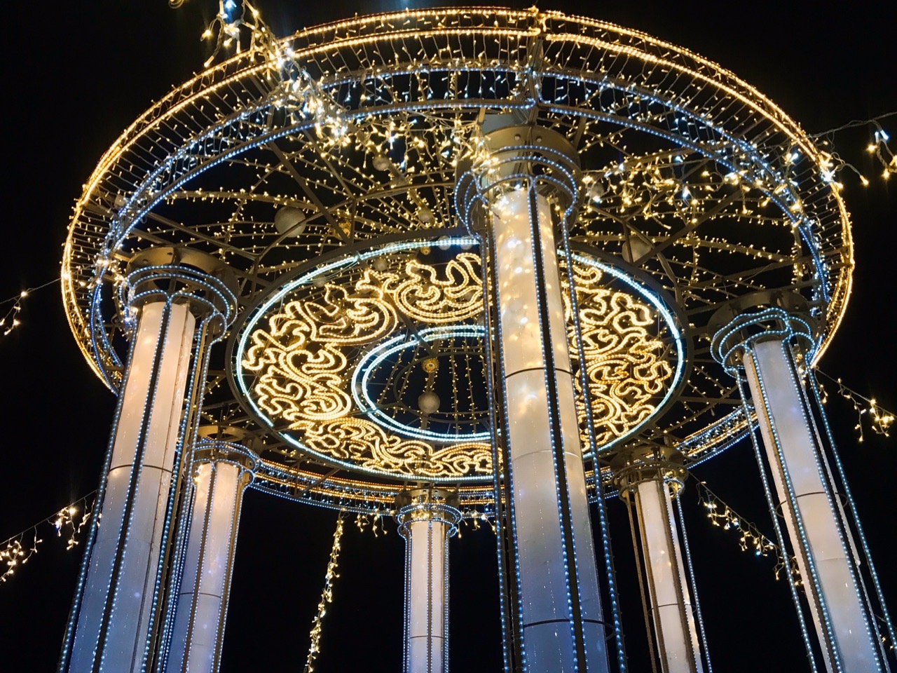 Массовое отключение света в шести районах Волгограда затянется до вечера