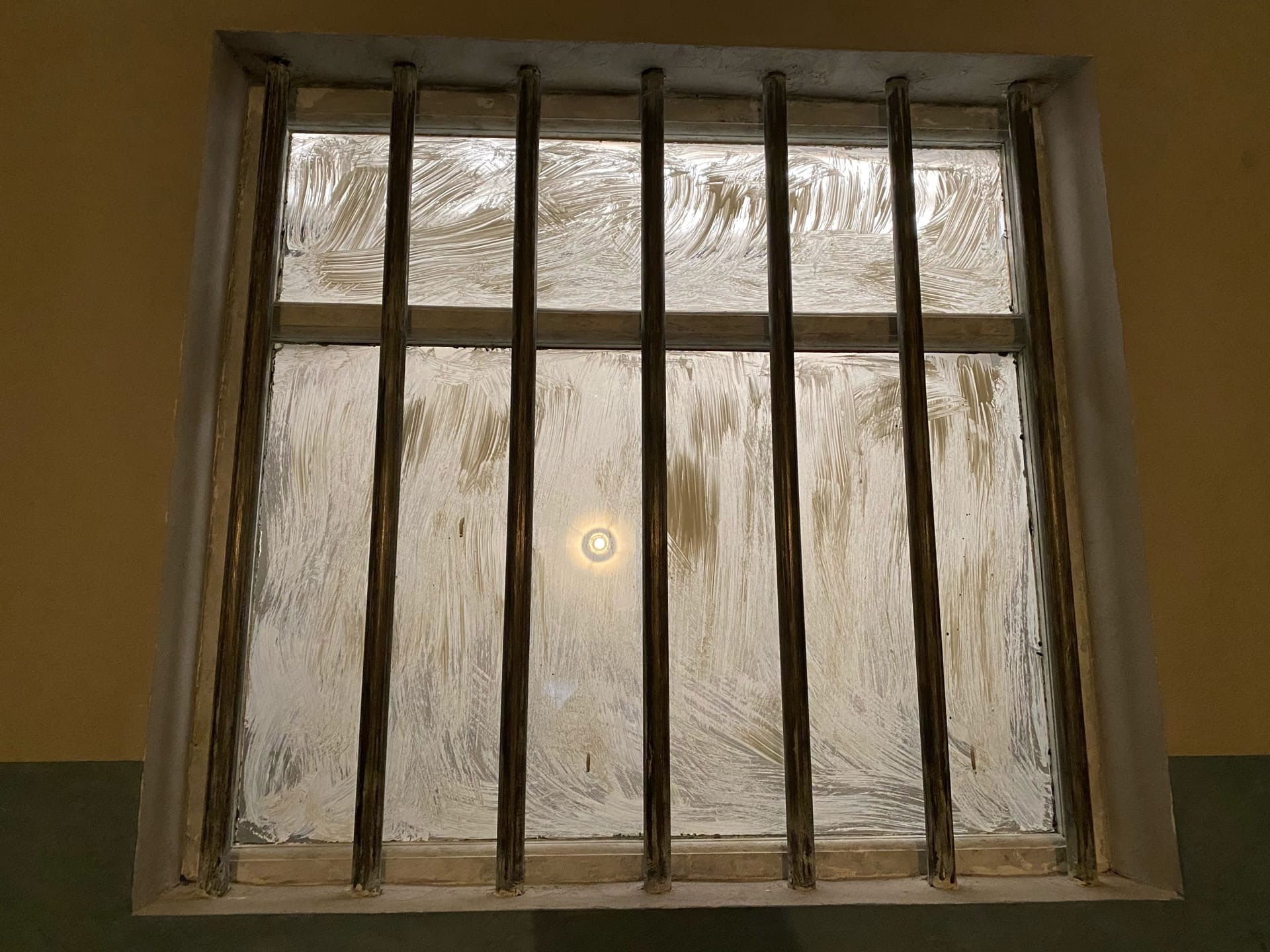 Главному приставу Волгоградской области Владимиру Евстигнееву продлили арест до 11 мая