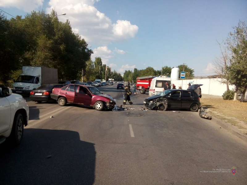 Молодой волгоградец покалечил семью с четырехлетним ребенком, не пожелав уступить дорогу