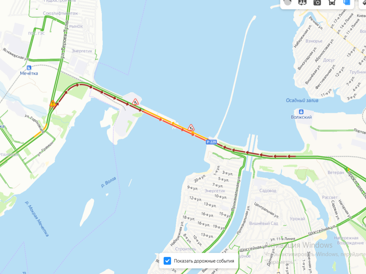 Сбылся страшный сон жителей Волгоградской области: пробки длиной в час и такси втридорога