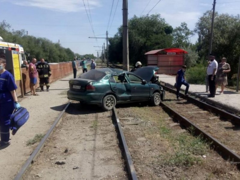 Мужчина на Pony погиб на трамвайных путях в Волгоградской области