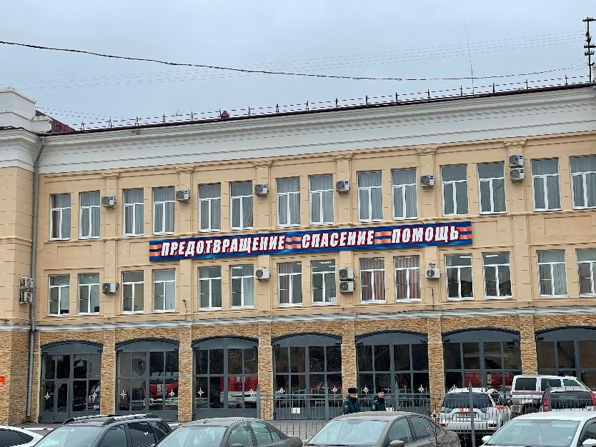 Не выходить на улицу из-за жары призывает МЧС  жителей Волгоградской области