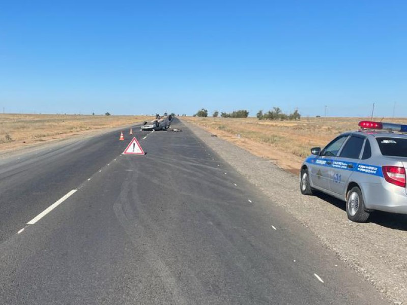 Пятеро узбеков разбились по дороге из Волгоградской в Астраханскую область