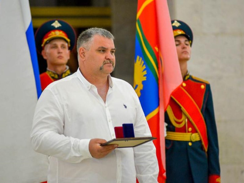 Надо пойти навстречу волгоградским коммунистам и переименовать площадь Ленина в площадь Сталина: частное мнение