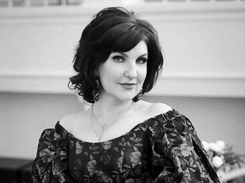 Ведущая солистка «Царицынской оперы» скоропостижно скончалась в возрасте 49 лет