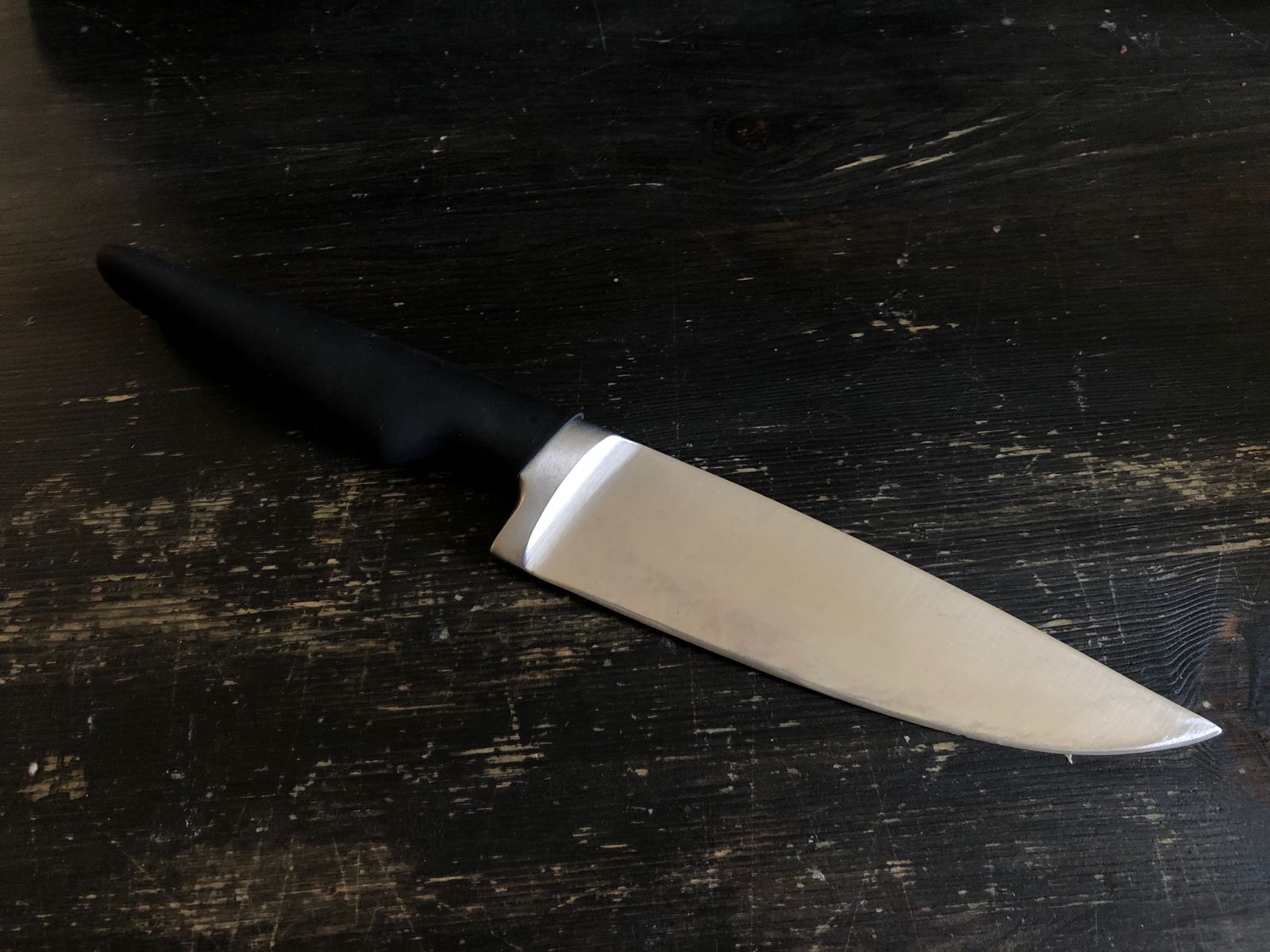 Волгоградка в порыве гнева пырнула мужа ножом, о чем потом пожалела