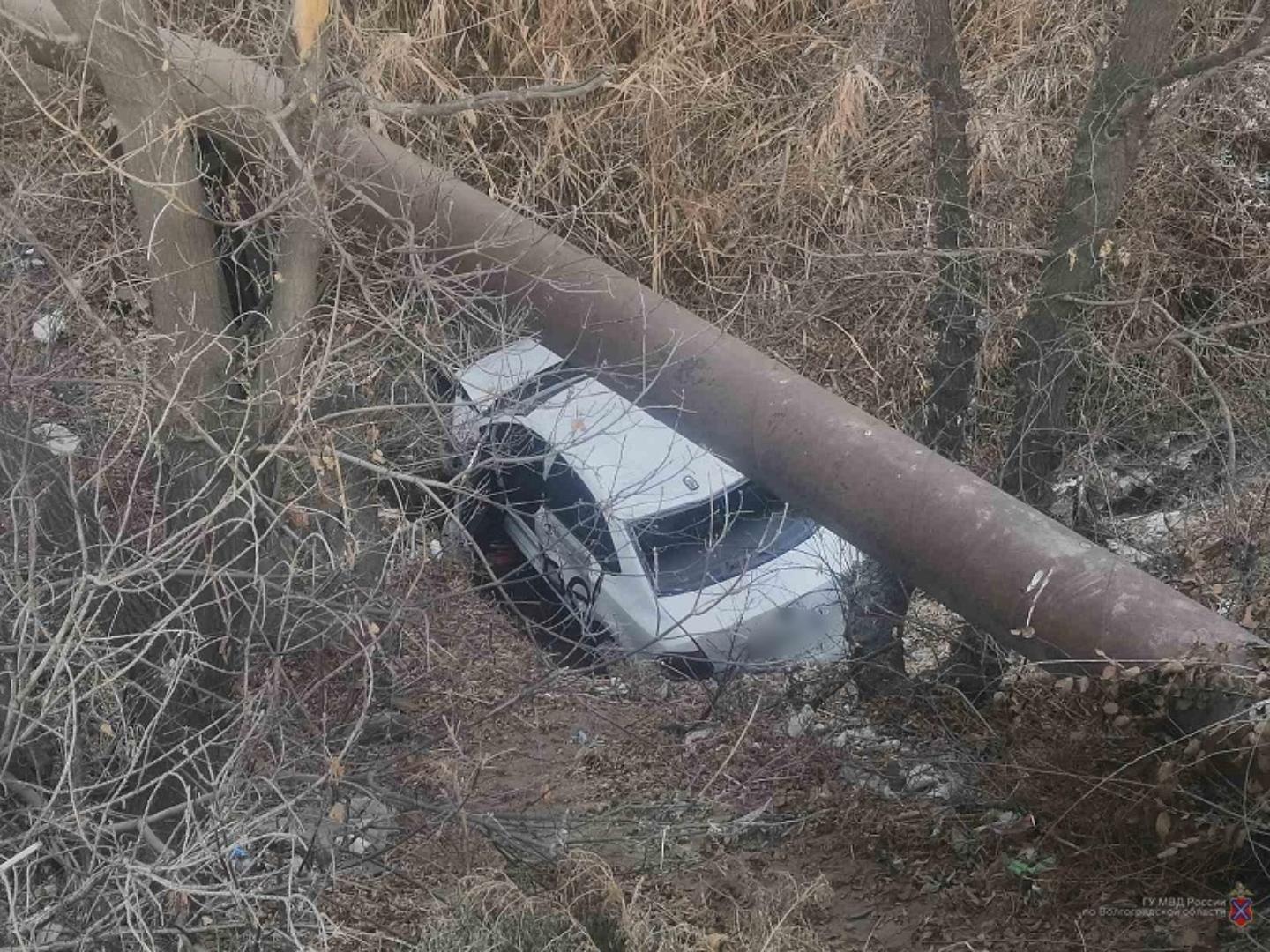 Происшествия волгоградской. Авария Волгоград Кировский район вчера. Авария 14 12 2020 Волгоград.