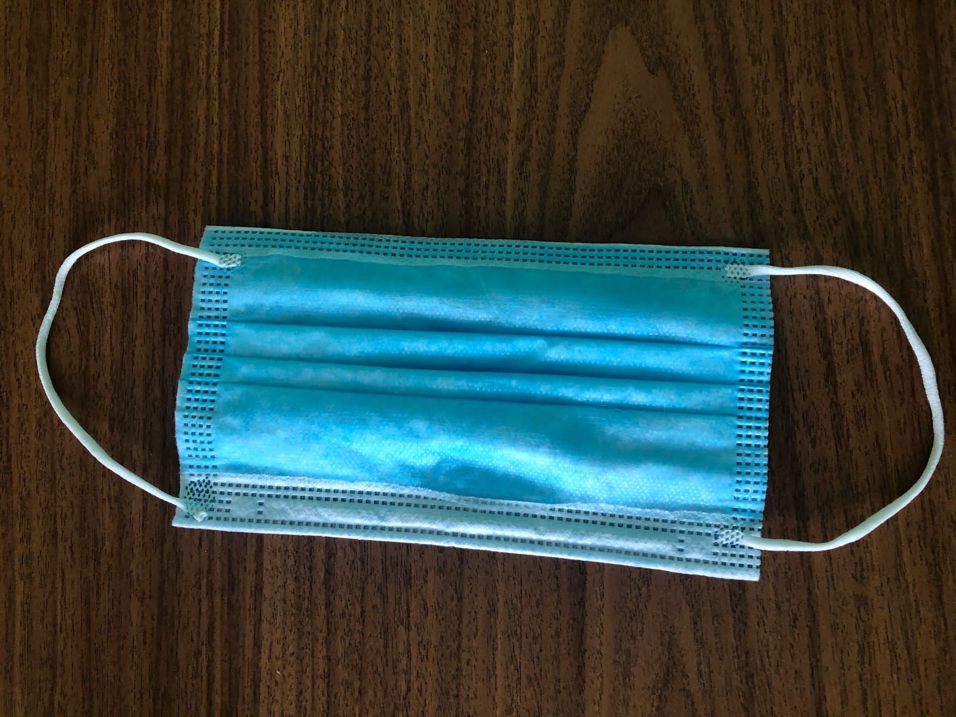 Еще 2 человека умерли и 96 заразились коронавирусом в Волгоградской области