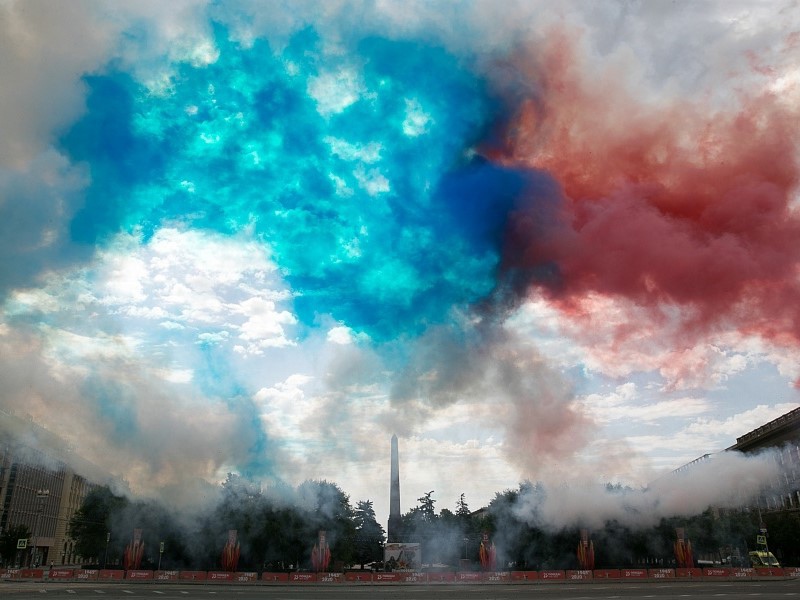 Юным волгоградцам понадобятся загранпаспорта
