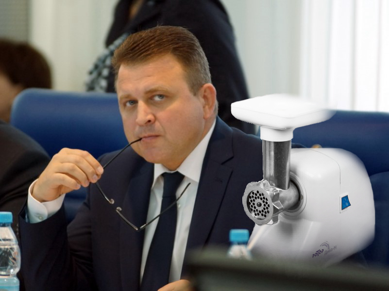 В Федеральном агентстве национальностей новый замглавы: волгоградский депутат наладил связи мясорубкой