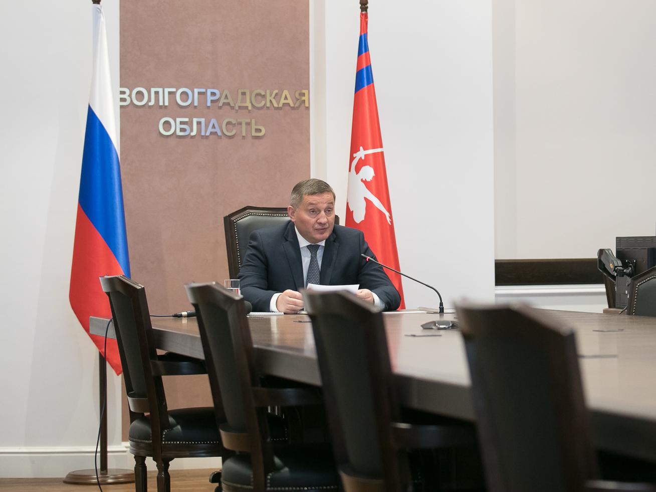 Более миллиона рублей выделил губернатор Волгоградской области пострадавшим от пожара